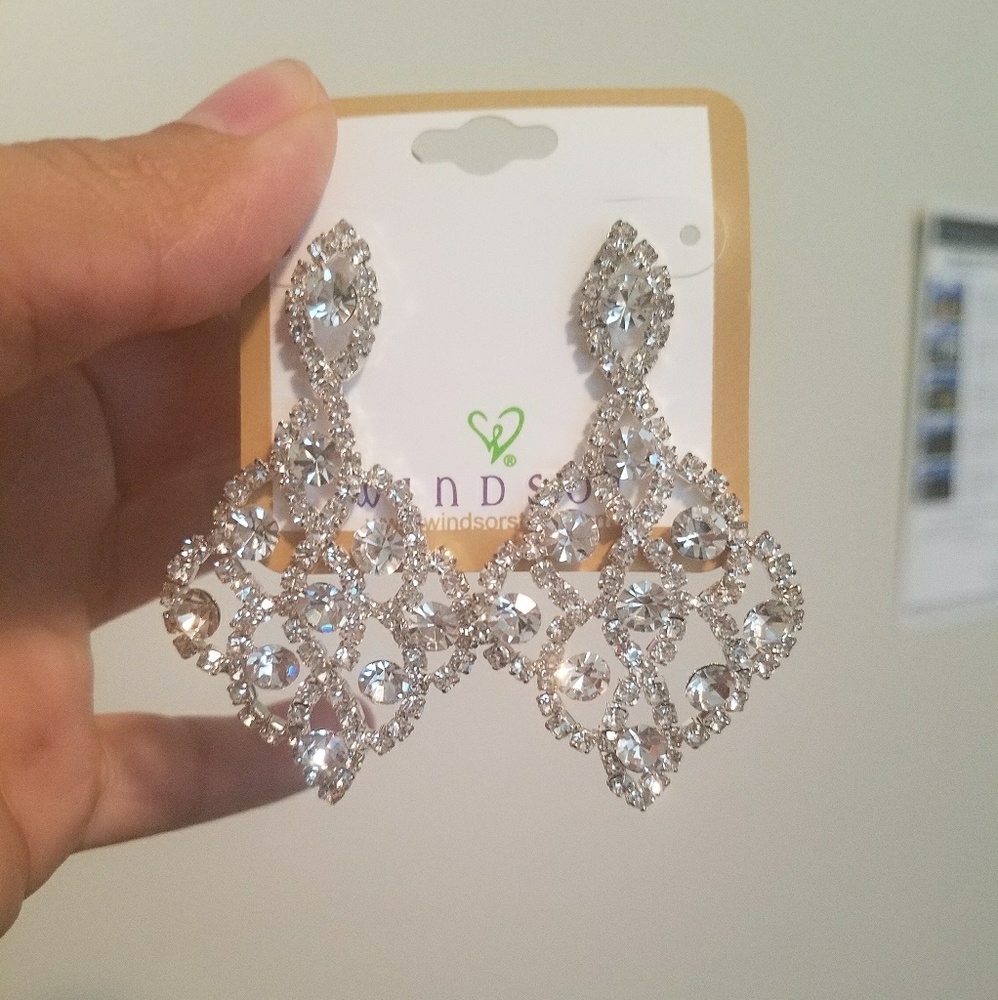 Sparkly fashion earings